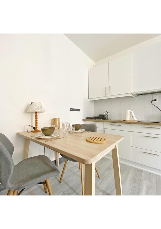 Coup De Coeur Au Pied Du Chateau - Nice Studio Ideally Located Annecy Buitenkant foto
